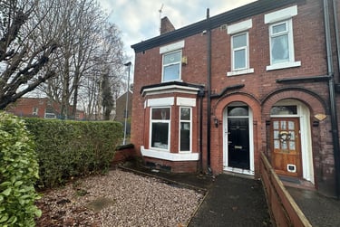 5 bed flat, Richmond Grove, Longsight, Manchester, M130DS - Image 1